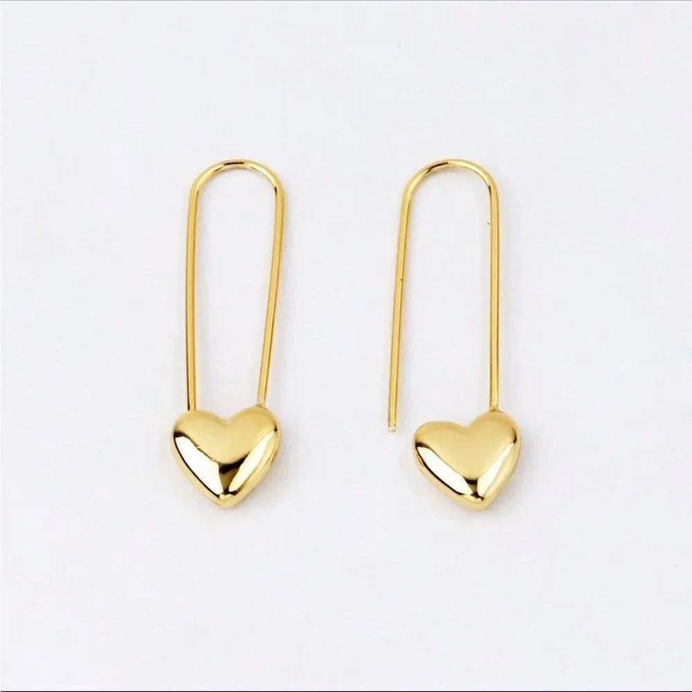 Heart Earrings M1226
